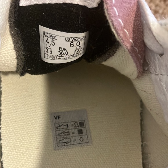 mauve and pink woman’s vans - Picture 3 of 6